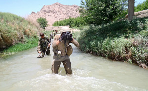 Louie Palu working in the Arghandab District, West of  Kandahar City in 2010 @Louie Palu